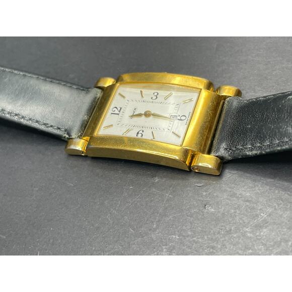 Coach Tank Watch Dress Watch W515 Gold Tone Black Leather Band 25mm - Picture 3 of 11